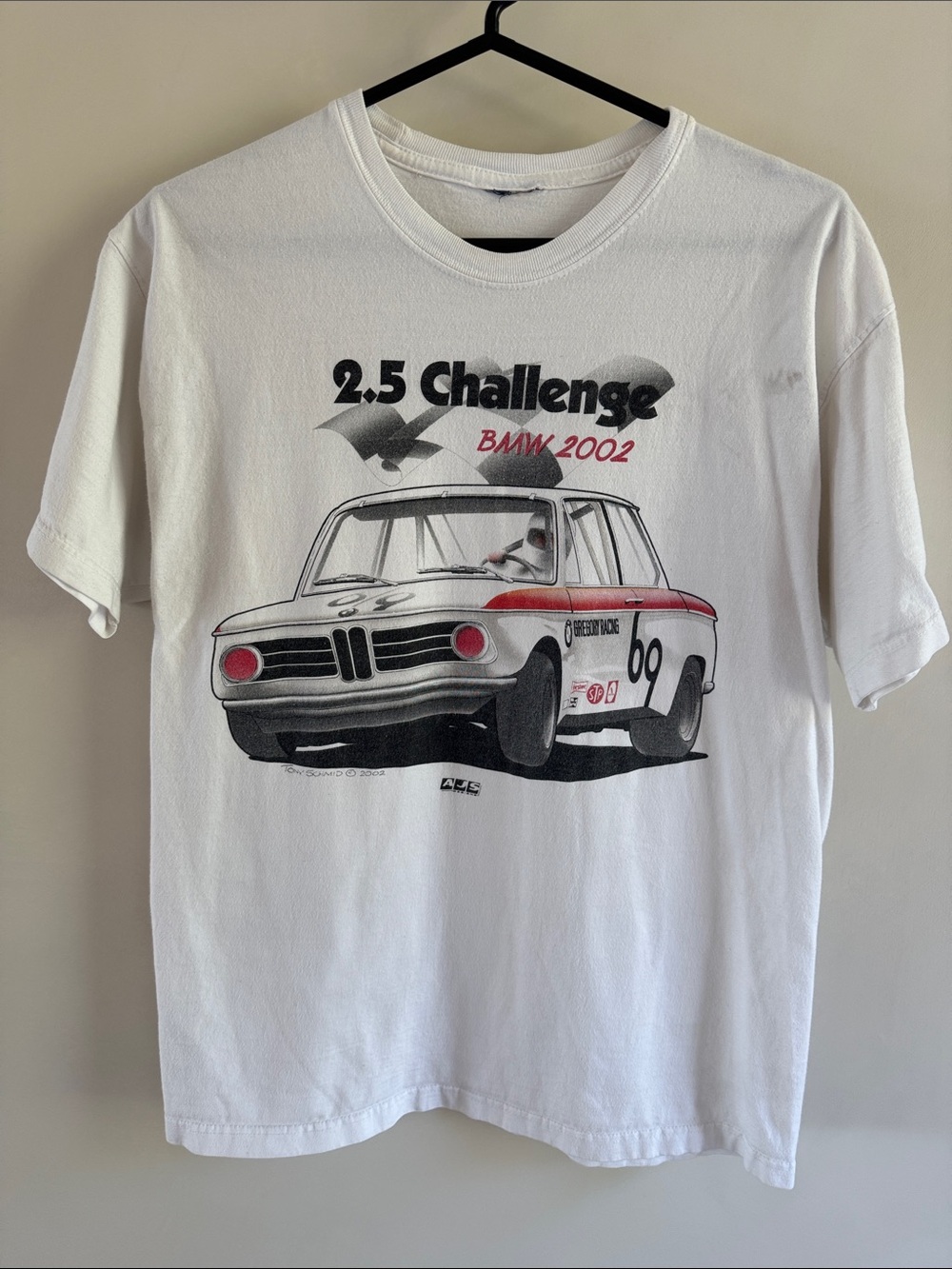 vintage 2.5 challenge bmw 2002 69 race t-shirt